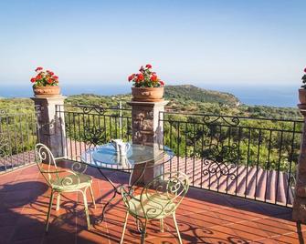 Relais Pian Delle Starze - Camerota - Balcón