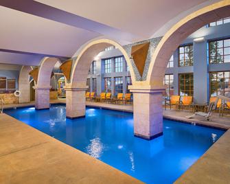 هيلتون سانتا في بافالو ثاندر - سانتا في - حوض السباحة