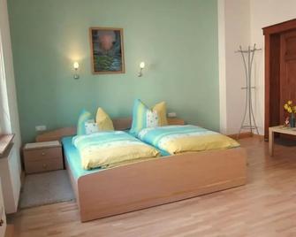 Pension Refugium überm Schwansee - Weimar - Habitación