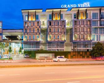 Grand Vista Hotel Chiangrai - Chiang Rai - Building