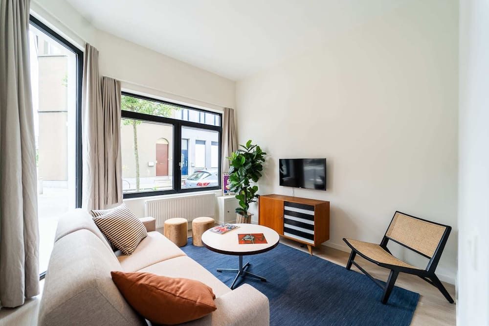 Tranquil 3-Bedroom Home in Berchem - Antwerp - אנטוורפן - סלון