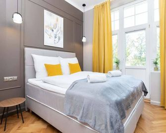 Sopot Rivoli Apartments Near The Beach & Pier By Noclegi Renters - Sopot - Slaapkamer