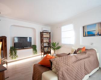 Private Holiday Home - Anacapri - Living room