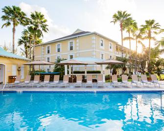 Sunshine Suites Resort - West Bay - Pool