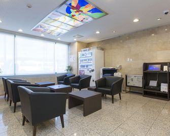 Sanco Inn Kuwana Ekimae - Kuwana - Lounge