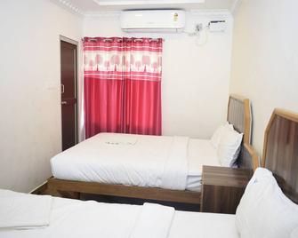 Tsv Hotel - Cuddalore - Camera da letto