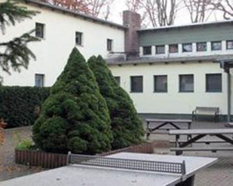 Jugendherberge Ernst Reuter - Berlín - Patio