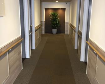 Business Hotel Tenten - Okayama - Hallway