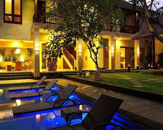 The Secret Villas - Kuta - Patio