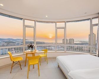 WeiHai Emily's Holiday Apartment - Weihai - Balkon