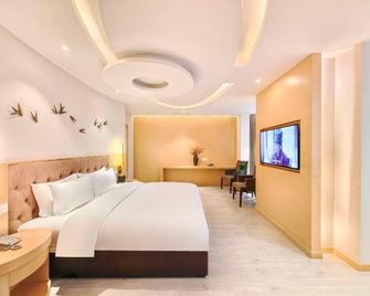 Pairui Hotel - Chengdu - Bedroom