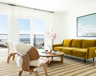 Avalon I by AvantStay | Contemporary San Diego Condo w/ Large Patio - San Diego - Sala de estar