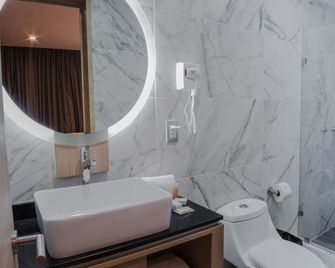 Hotel Kavia Monterrey - Monterrey