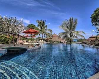 Mangosteen Ayurveda & Wellness Resort (SHA Plus+) - Rawai - בריכה