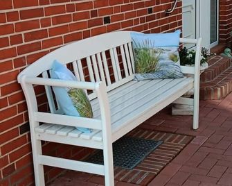 Vacation apartment/apartment for 4 guests with 60m² in Bredstedt (309528) - Bredstedt - Balkon