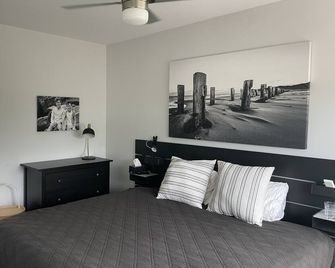 In the Heart of Cavendish, Modern Ocean View Cottage - North Rustico - Bedroom