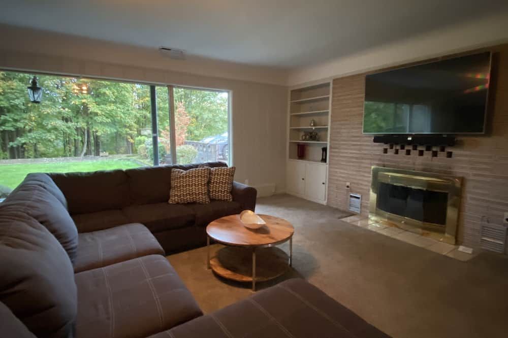 Tranquility on Beacon Hill - Longview - Huiskamer