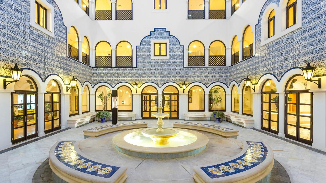 Pine Cliffs Residence, a Luxury Collection Resort