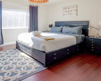 4br/3.5ba Cwe Location|rooftop Deck / Abodebucks - St. Louis - Bedroom
