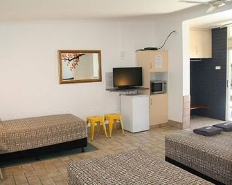 Gin Gin Central Motel - Gin Gin - Habitación