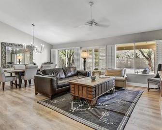 Tatum Ranch Ez Access - Cave Creek - Sala de estar