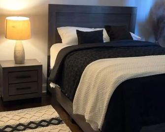Monochrome Cozy home.\n - Dundalk - Bedroom