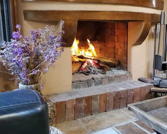 Spacious 5br Retreat Pool Bbq & Games - Santa Eulalia
