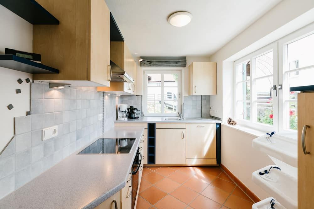 Allgäu a. Forggensee - near Neuschwanstein, apartment f. Couples and family, 2 bedrooms, WLAN - Rosshaupten - Cocina