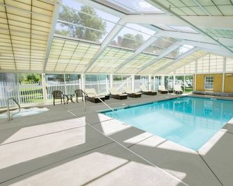 The Yankee Inn - Lenox - Pool