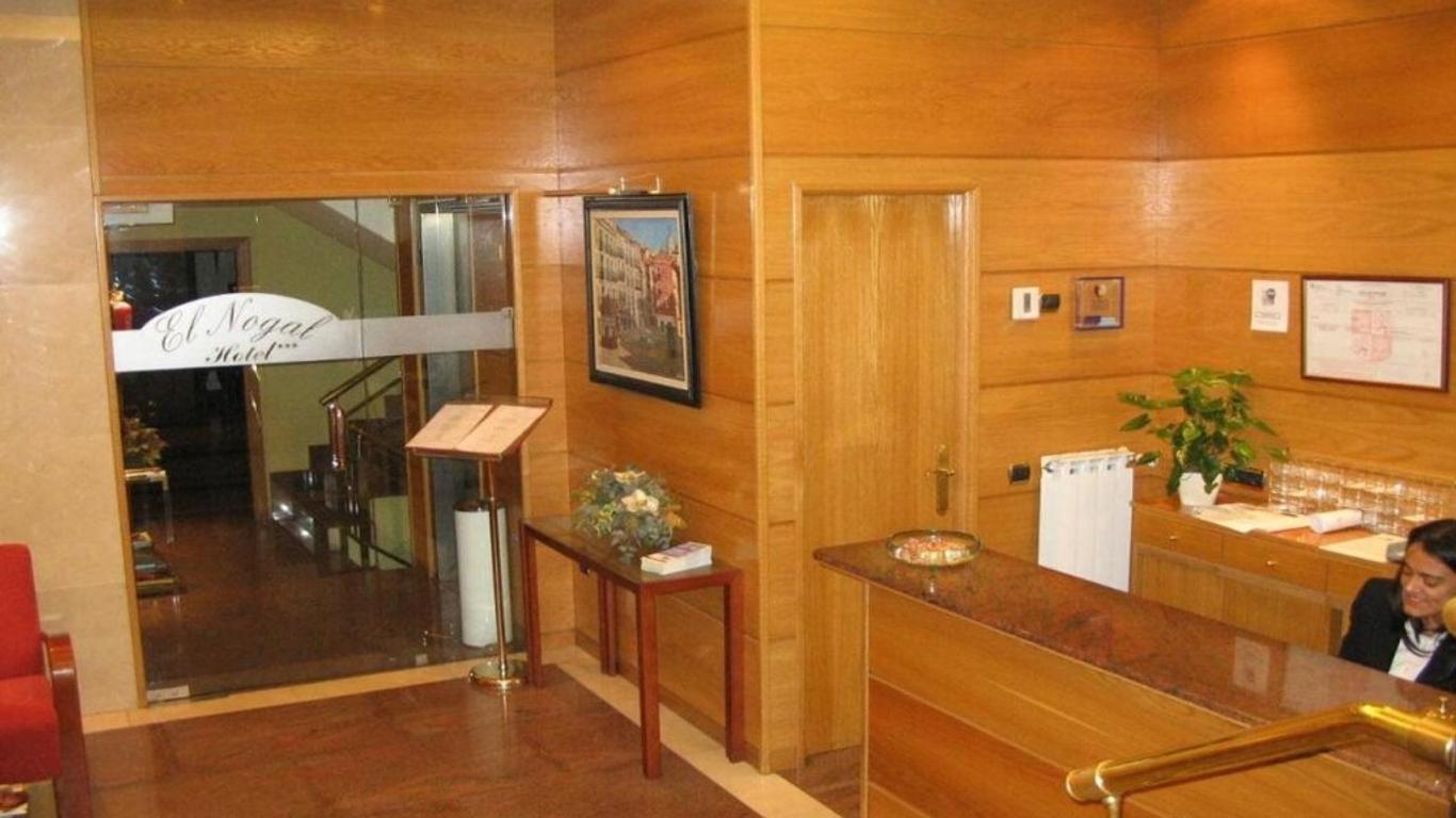 Hotel El Nogal