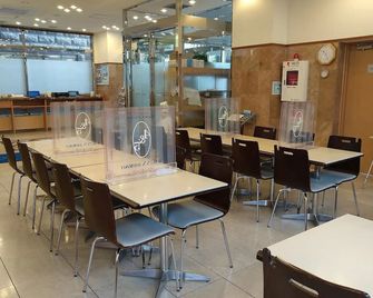 طويوكو إن ياماجاتا ستيشن ويست - ياماجاتا - مطعم