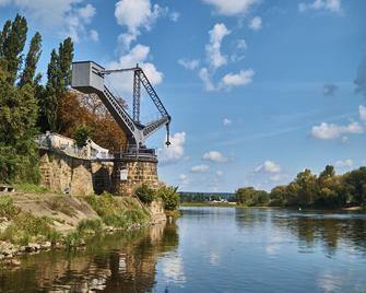 Orca Hotel Am Elbschloss - Dresden