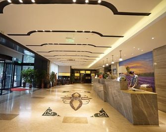 Lavande Hotels·Jinan Gongye Nan Road Cbd Center - Джінан - Лоббі