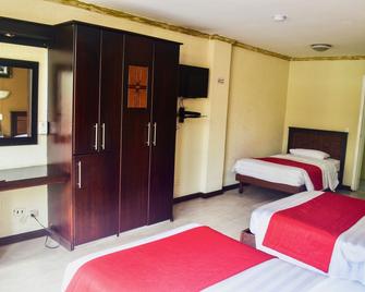 Hotel Imperial - Ambato - Bedroom