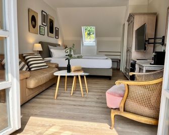 Landhotel Rosenhof - Plau am See - Living room