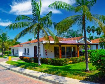 Las Veraneras Villas & Resort - Acajutla