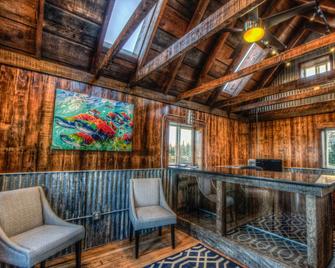 The Cannery Lodge - Kenai - Front desk