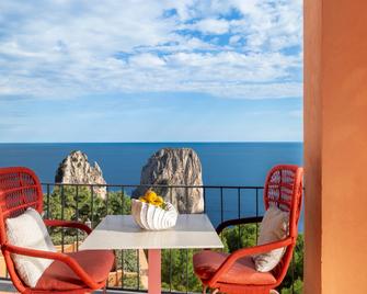 Punta Tragara - Capri - Balkon