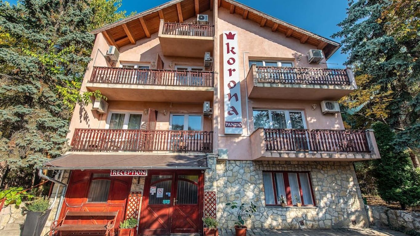 كورونا هوتل بانزيو