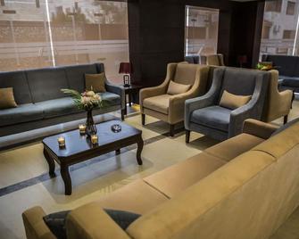 Naylover Hotel Suites - Amman - Lounge