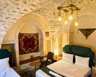 Hizmali Konuk Evi - Sanliurfa - Bedroom