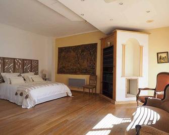 Au Coeur Des Lices Centre Historique Avignon - Avinyon - Yatak Odası