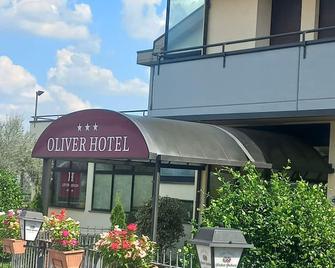 Oliver Hotel - Anghiari - Edificio