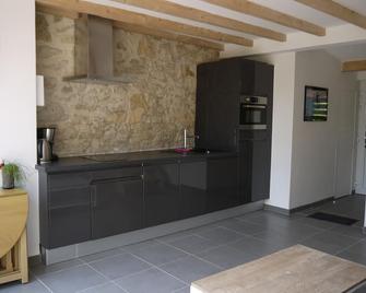 Near Wissant, Ambleteuse, Wimereux, Gîte du Moulin, 2-4 pers - Marquise - Kitchen