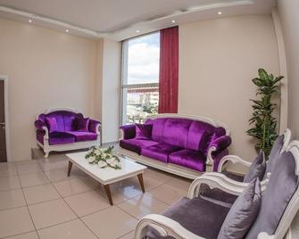 Buyuk Amasya Oteli - Amasya - Living room