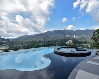 Vista Residences Genting Highlands - Genting Highlands - Piscina
