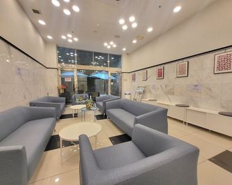 Toyoko Inn Busan Jungang Station - Busan - Lobi