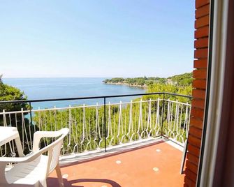 Hotel Punta Licosa - Montecorice - Balcón