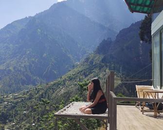 Aikyam Cottages & Camps - Kasol - Balcon