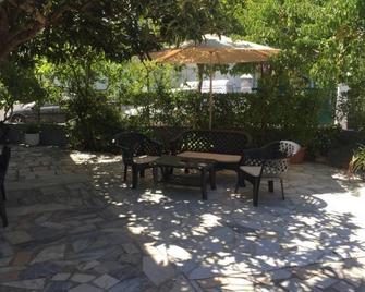 Residencia Beira Baixa - Monfortinho - Binnenhof